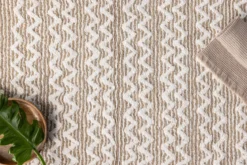 Badematte Sanur - in Weiß-Beige-Kombination aus weicher Baumwolle