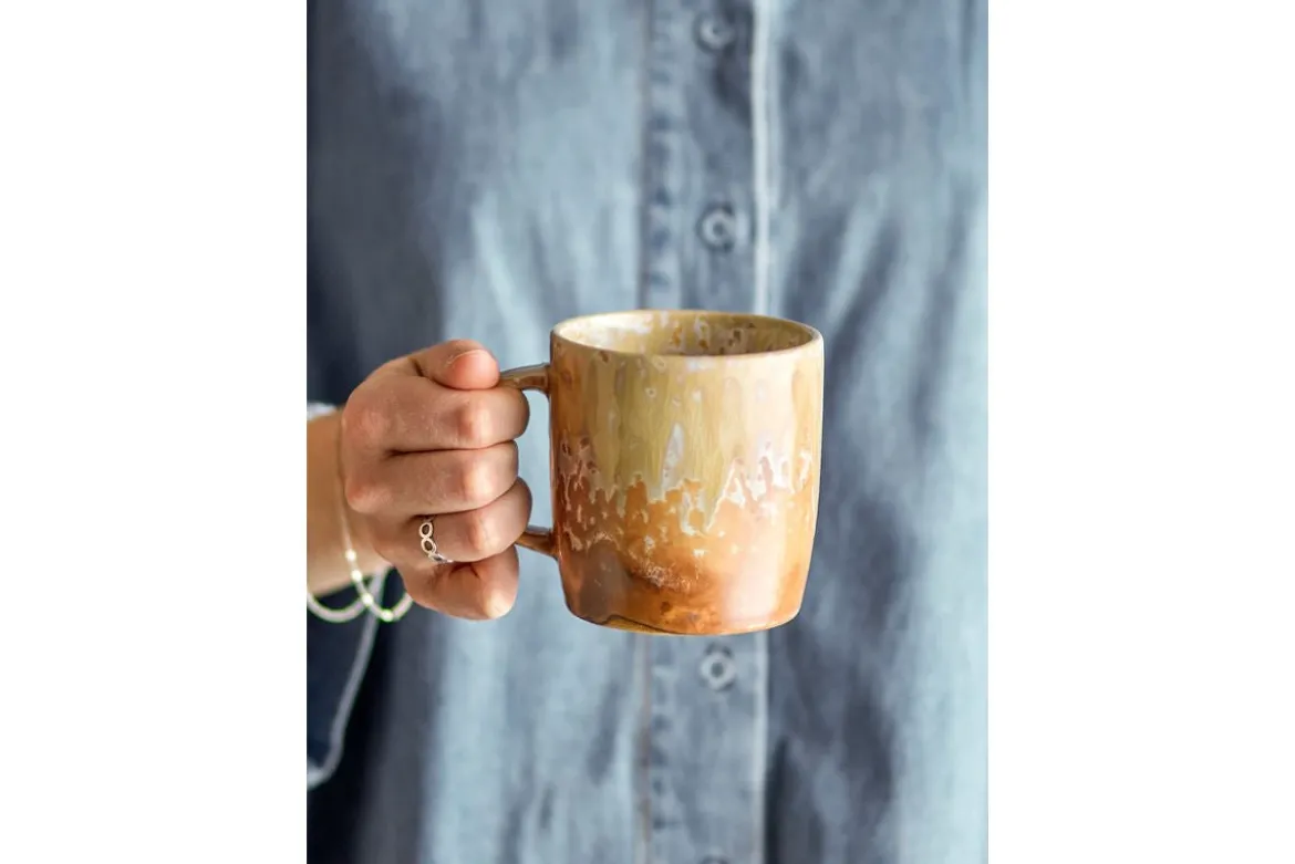 Becher „Elviro“ – Naturfarbenes Steingut