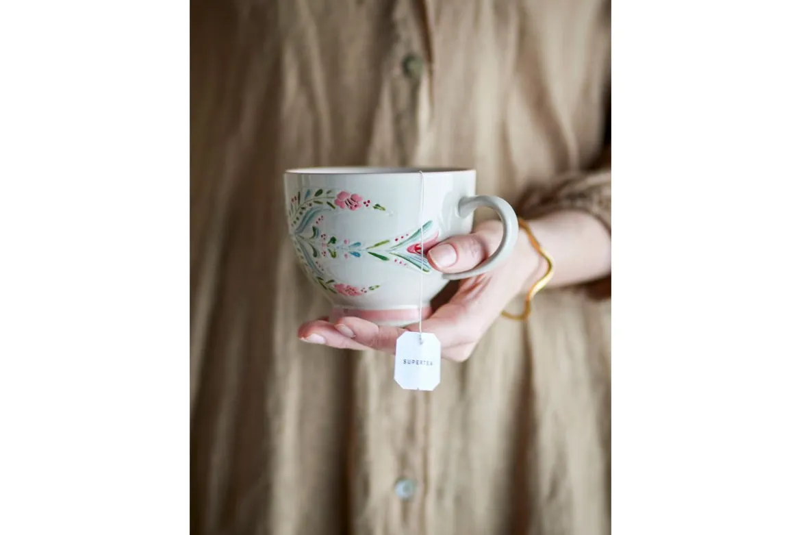 Becher-Set Lunelle – Handbemaltes Steingut mit floralen Motiven (4er-Set)