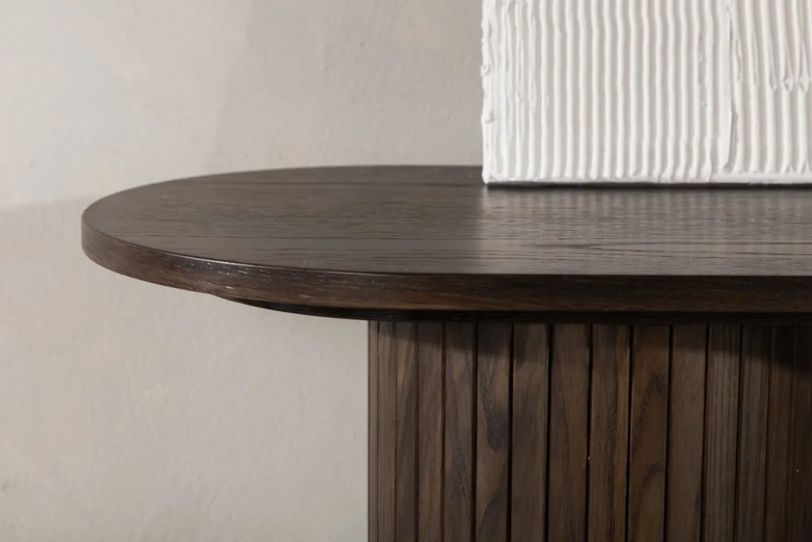 Beistelltisch Lina – in drei Farben mit Rippendetails