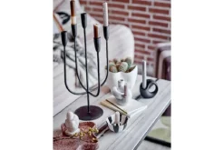 Blumentopf Ivalo – Modernes Steingutdesign in Weiß