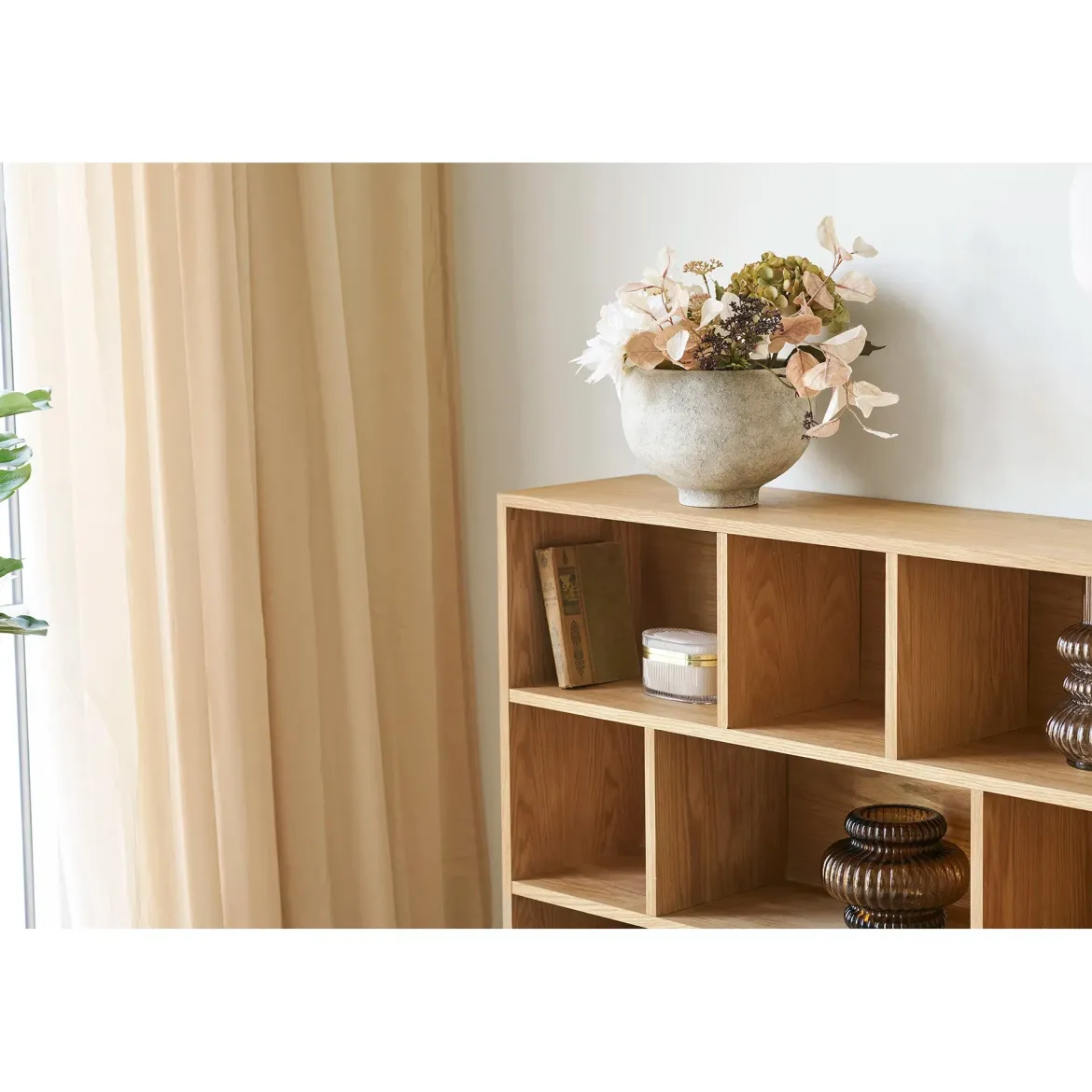 Blumentopf „Silvano“ – Graues Keramik-Design