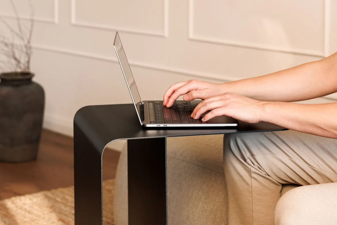 Couchtisch/Beistelltisch Cosmo – Pulverbeschichtetes Metall in modernem Design