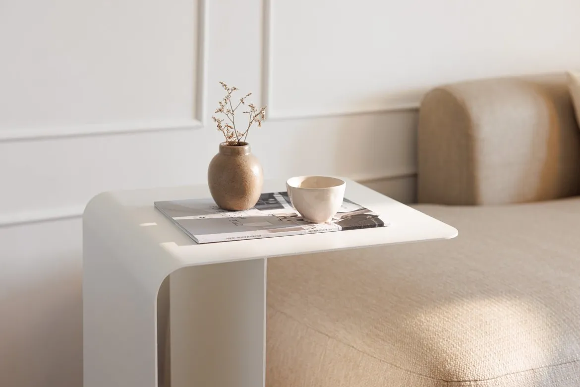 Couchtisch/Beistelltisch Cosmo – Pulverbeschichtetes Metall in modernem Design