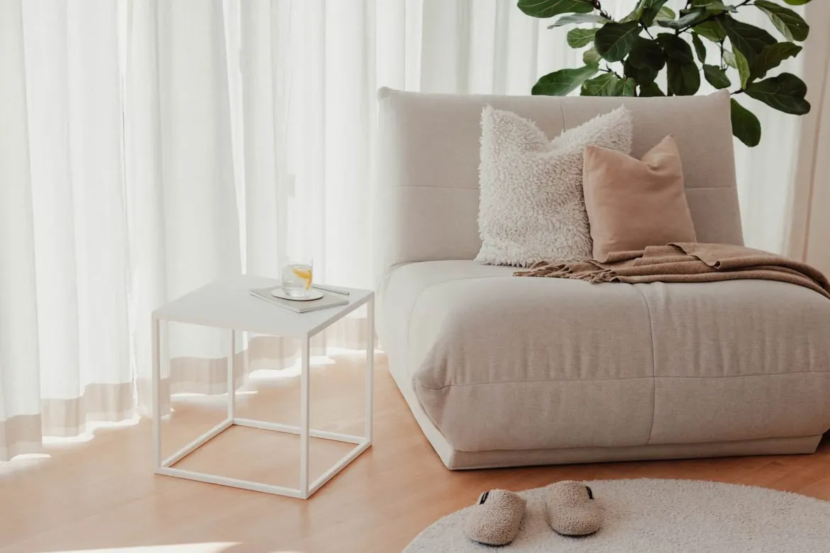 Couchtisch/Beistelltisch Soli X – Minimalistisches Design aus Stahlblech & Metall