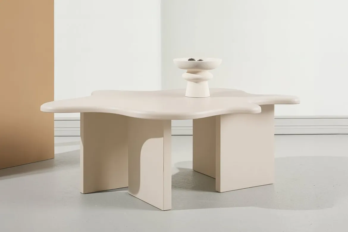 Couchtisch Calmera - in Beige mit einzigartiger Form