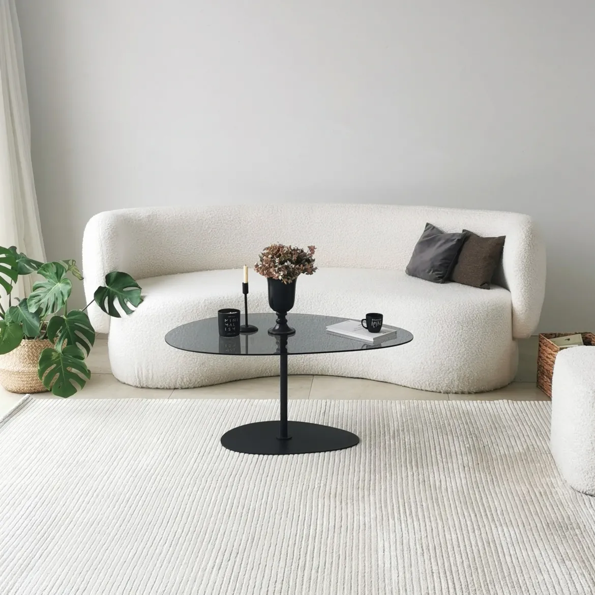 Couchtisch Dovira - mit Glasplatte und schwarzem Metallgestell