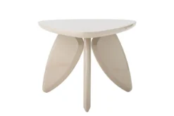 Couchtisch Lux – Skulpturales Design in Naturton