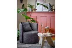 Couchtisch Lux – Skulpturales Design in Naturton