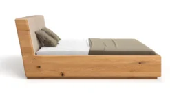 Designer Holzbett Cassian aus massiver Eiche mit Stauraum
