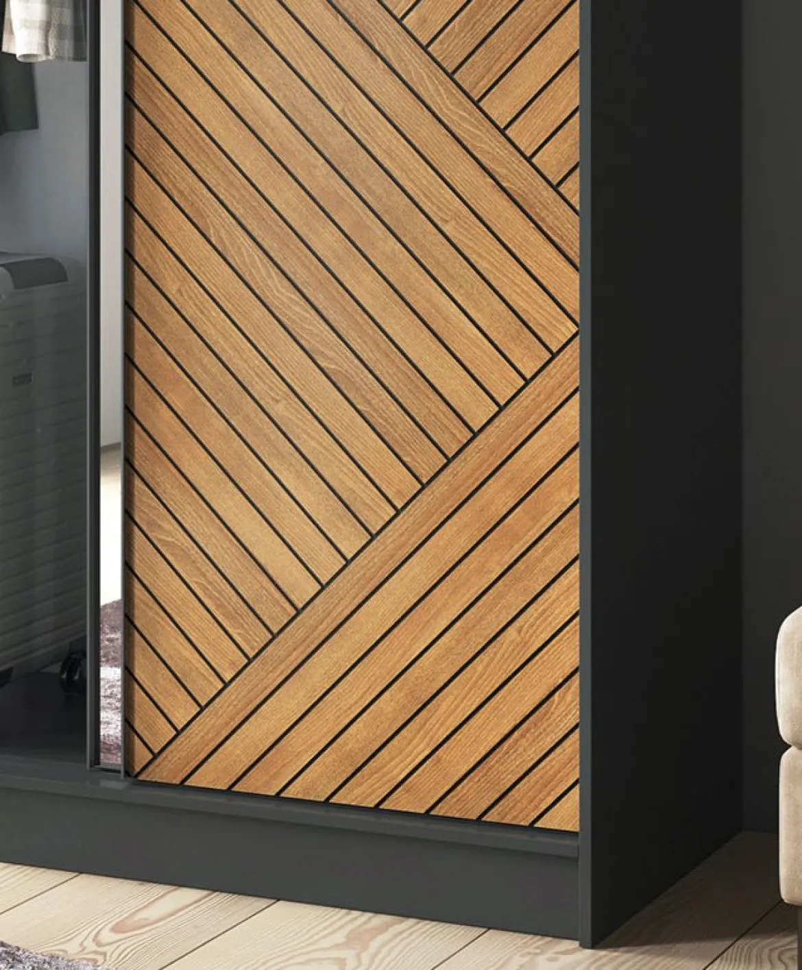 Designer Kleiderschrank Murphy – Schwarz / Eiche Fischgrät mit Spiegeltür