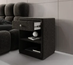 Designer Nachttisch Amy in Strukturstoff