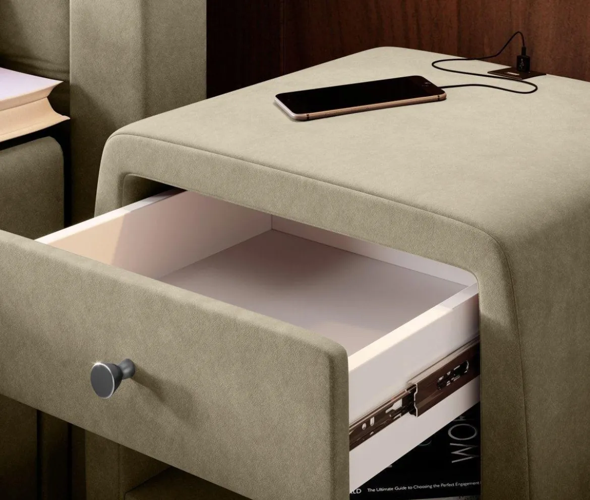 Designer Nachttisch Lilly mit USB Anschluss in Samt