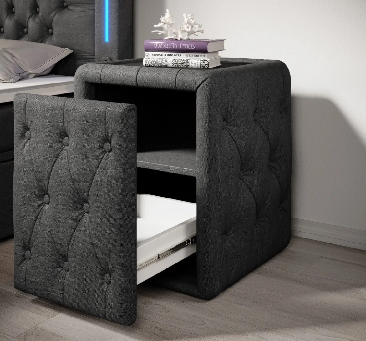 Designer Nachttisch Tria (Stoff)