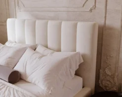 Designer Polsterbett Lunera in Samt mit Stauraum
