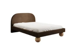 Designer Polsterbett Milo in Bouclé mit runden Holzfüßen
