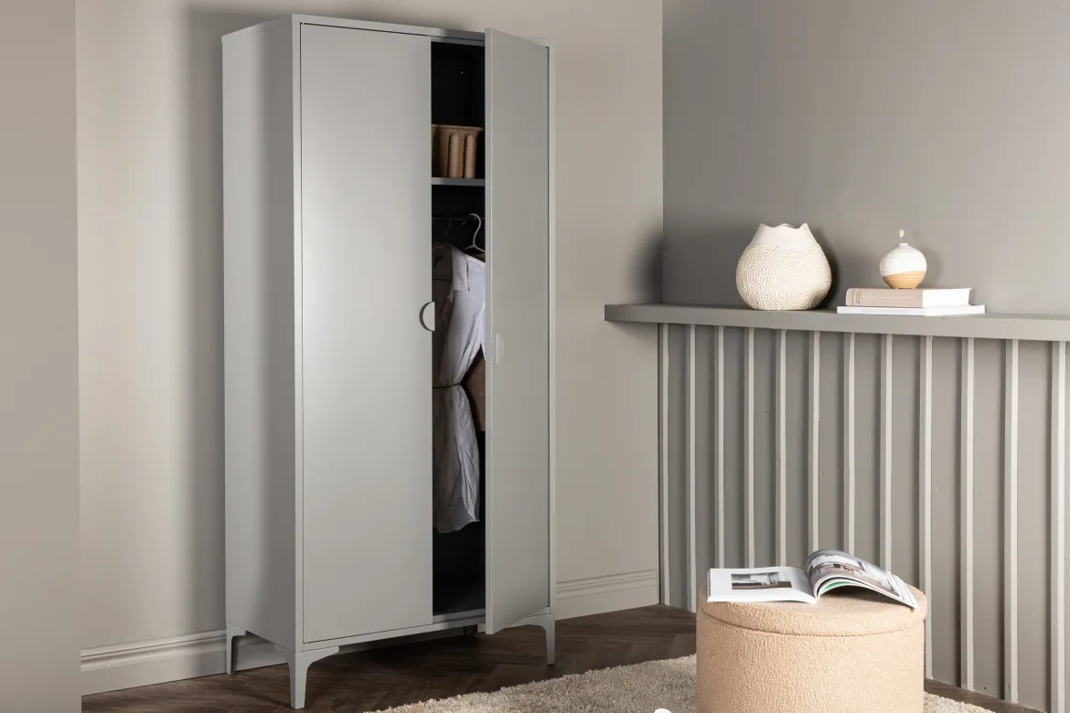 Designer Schrank Piring - in schlichtem Grau