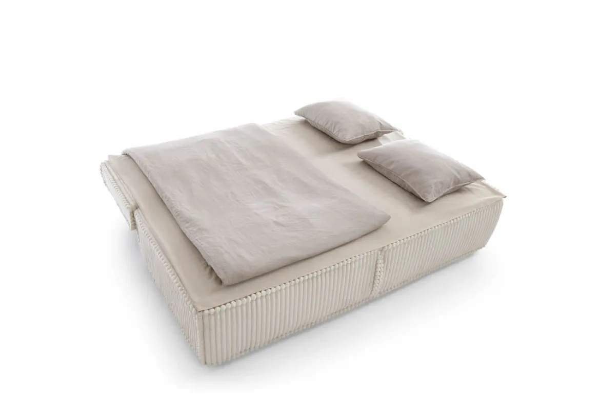 Designer Sofa Komma mit Schlaffunktion und Stauraum