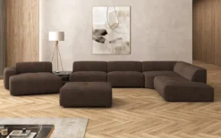 Designer Wohnlandschaft Calm mit Beistellhocker in Bouclé