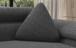 Dreieckiges Zierkissen Nook aus Bouclé