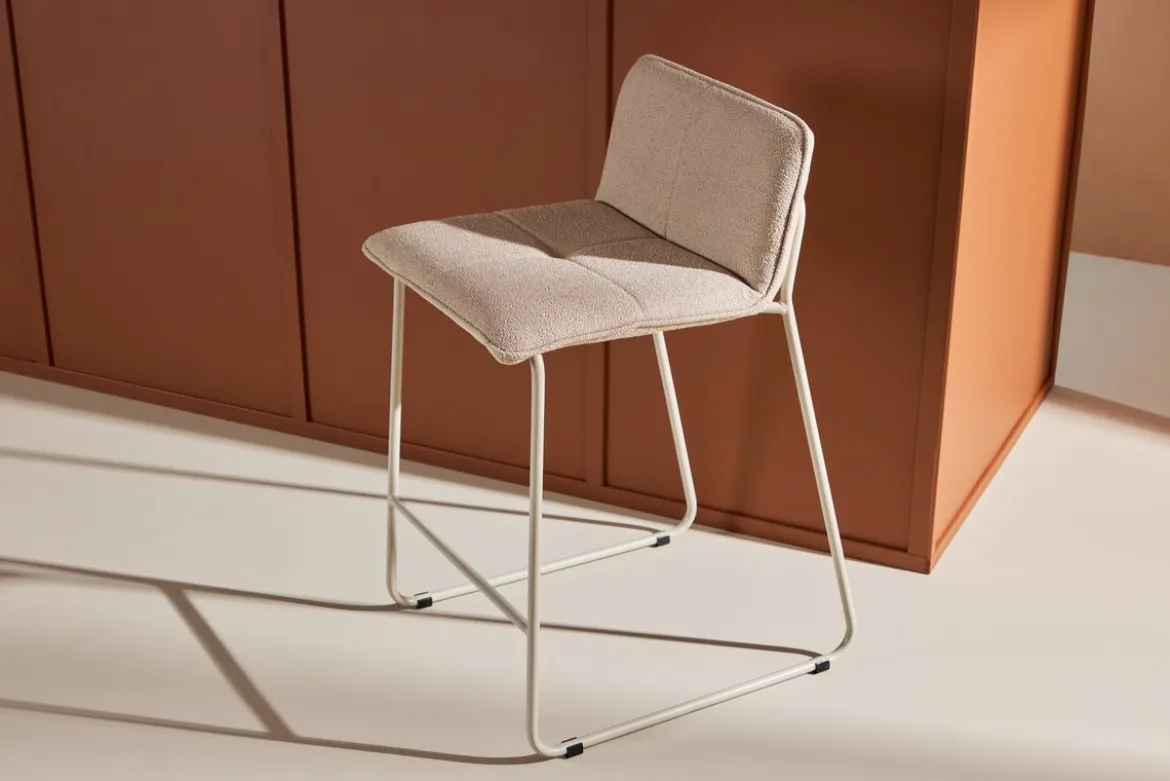 2er Set - Barhocker Adele mit weichem Bouclé-Bezug in Beige