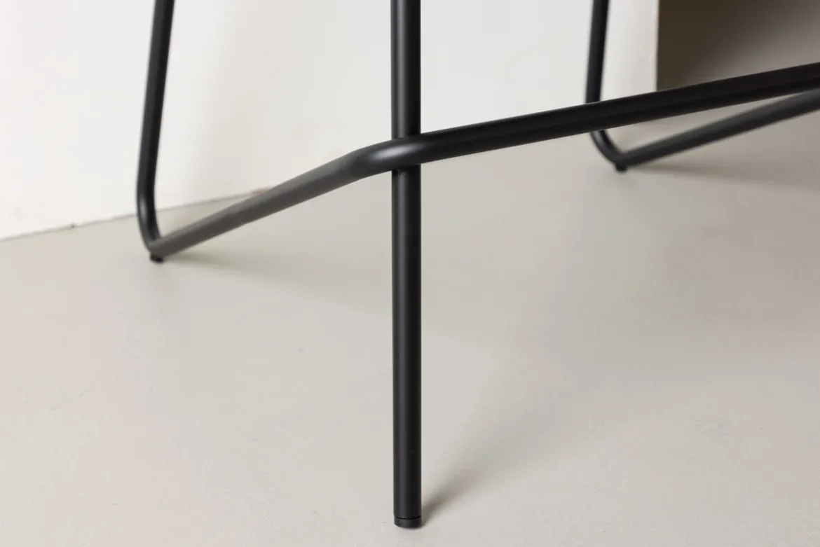 2er Set - Barhocker Georg in Mattschwarz mit PU Sitzfläche