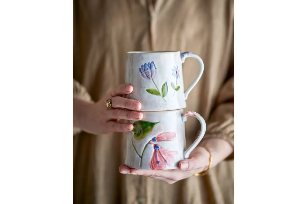 2er Set Becher Luni – gefertigt aus Steingut mit floralen Motiven