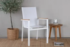 2er Set Gartenstuhl Lua - aus weißem Aluminium, mit Sitzfläche aus Textilene und Teakholz-Details