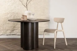 Esstisch Banksia - besticht durch sein skandinavisches Design und seine durchdachte Gestaltung