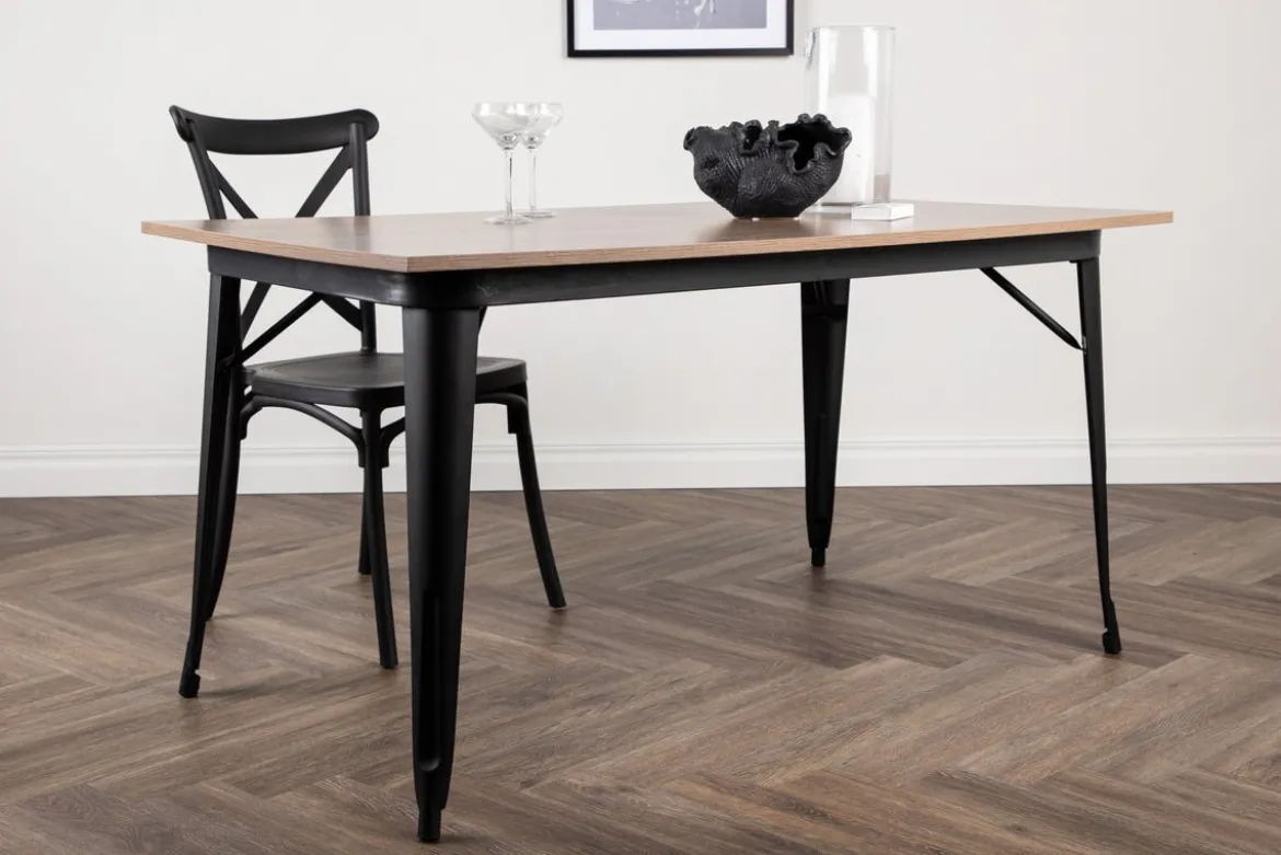Esstisch Elani - vereint klassisches Design mit moderner Leichtigkeit