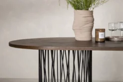 Esstisch Kalua - stilvoll und zeitlos elegant