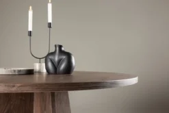 Esstisch Liora - elegante Mokka-Oberfläche bringt Wärme in den Raum