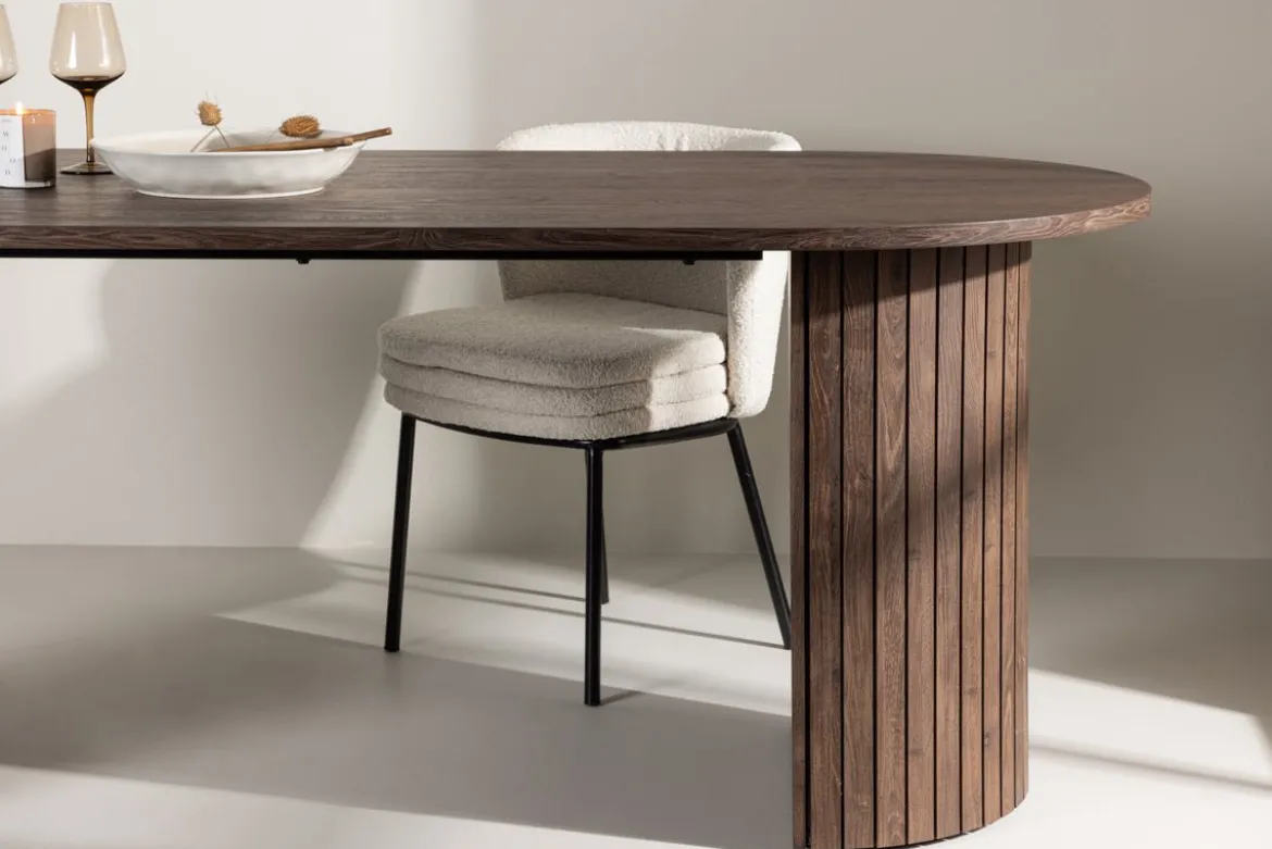 Esstisch Maple - vereint modernes Design mit langlebiger Qualität