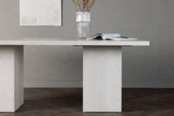 Esstisch Marama - im skandinavischen, klaren und minimalistischen Design