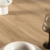 Esstisch Nary - verbindet modernes Design mit zeitloser Eleganz