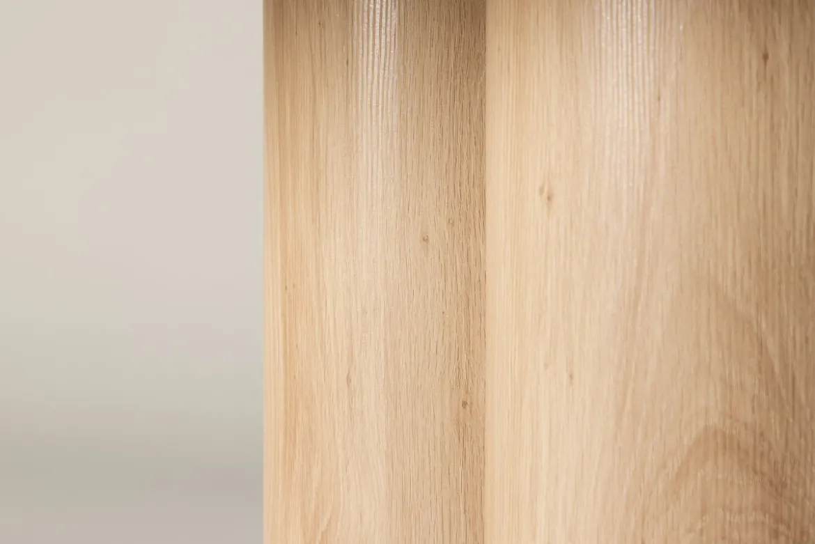 Esstisch Nary - verbindet modernes Design mit zeitloser Eleganz