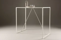 Esstisch Oliana - im minimalistischen, skandinavischen Design