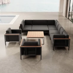 Euphoria – Ecklounge & 2 Loungesessel mit Tisch aus Aluminium | Aevora™ Kollektion
