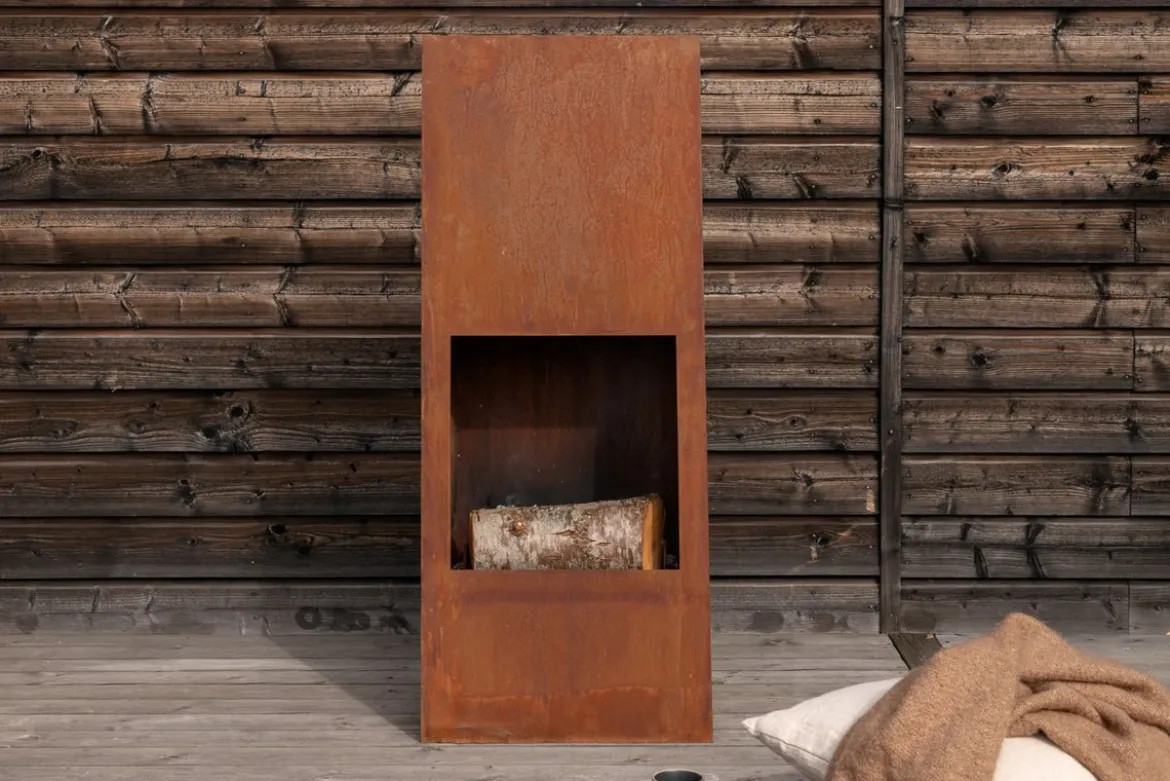 Feuerkorb Thomas - eckiger Stahlkamin in Rusty Orange