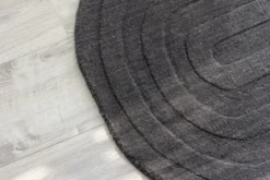 Fußmatte Nala - in Schwarz aus Wolle