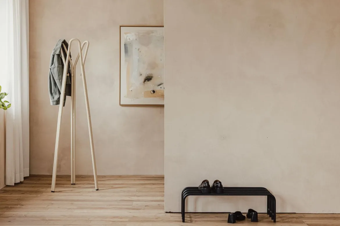 Garderobe Charles – Minimalistischer Dielenständer aus Stahl