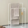 Garderobe/Handtuchhalter Delaya – Minimalistisches Design aus Metall