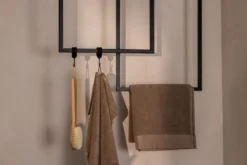 Garderobe/Handtuchhalter Tensi – Minimalistisches Design zur Deckenmontage