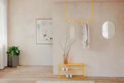 Garderobe/Kleiderstange Rubi – Hängendes Design aus Stahl