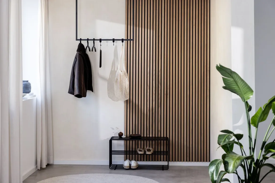Garderobe/Kleiderstange Rubi – Hängendes Design aus Stahl