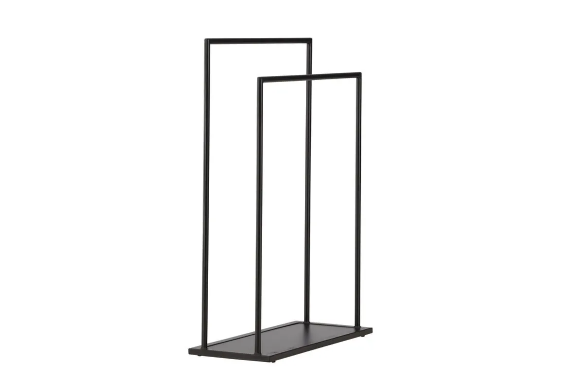Garderobe Norello – Minimalistischer Kleiderständer aus Stahl