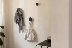 Garderobe/Wandhaken Lou – Minimalistisches Design-Statement aus Metall