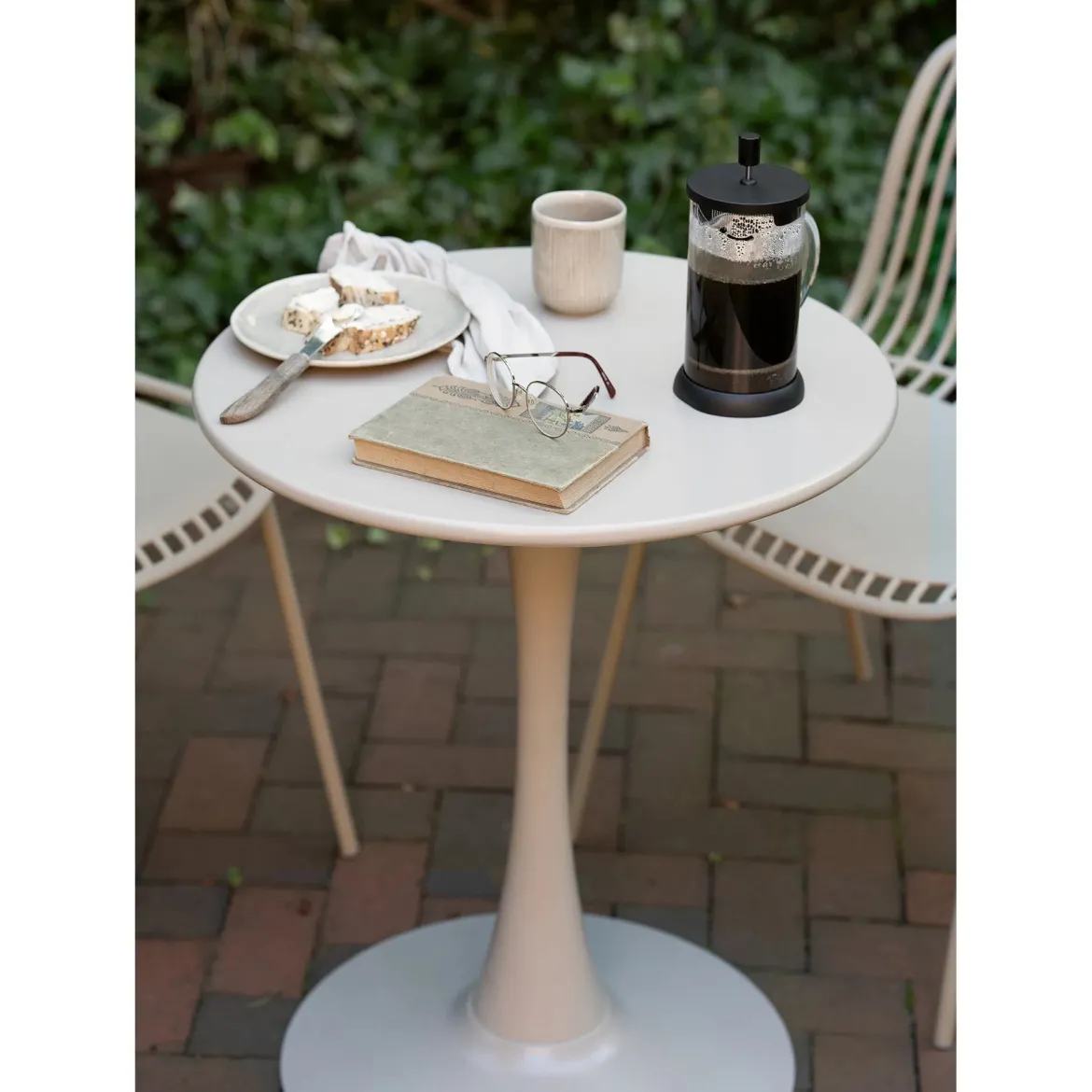 Garten Beistelltisch Serevina - modernes Desing in Taupe