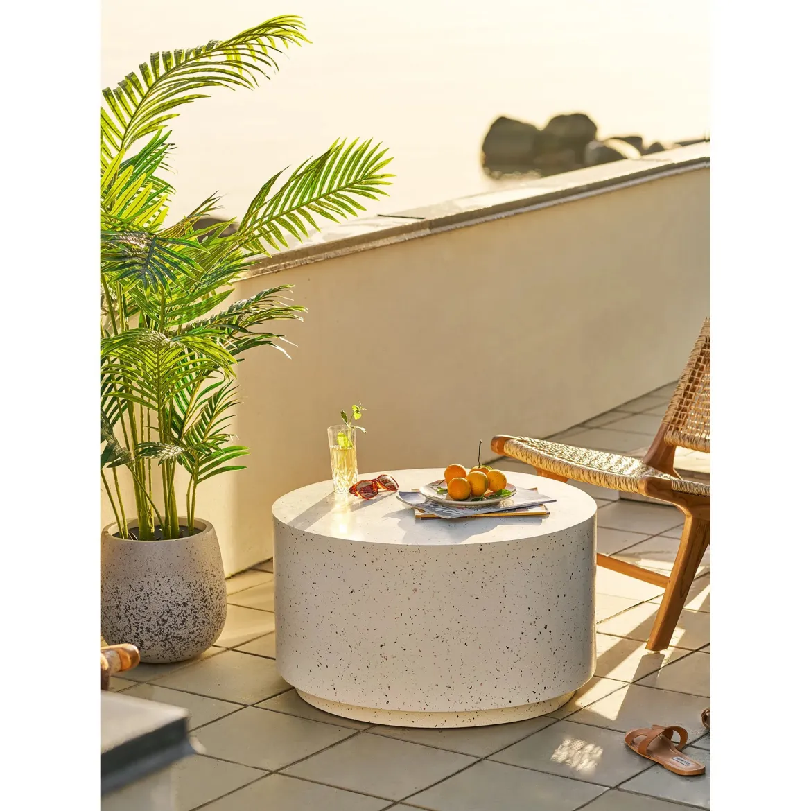 Garten Beistelltisch Velkara- Steinoptik Sand
