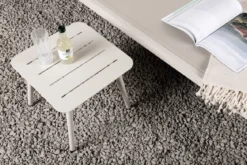 Garten-Couchtisch Dalia - Verfügbar in Schwarz und Beige/Aluminium
